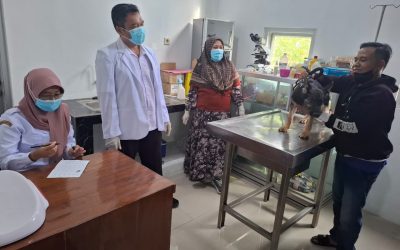 Dispertan PP Karanganyar Gelar Vaksinasi Rabies Gratis Bersama PDHI